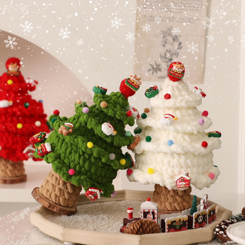 手編みのクリスマスツリーフィギュアオーナメント、完成品の糸織 - Home Textiles Today のレビューと価格