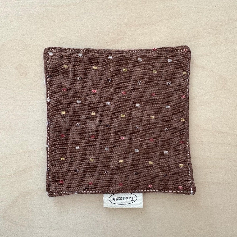 新しいカラフルなウォーターカップマット装飾キルト生地コースタ - Home Textiles Discount のレビューと価格