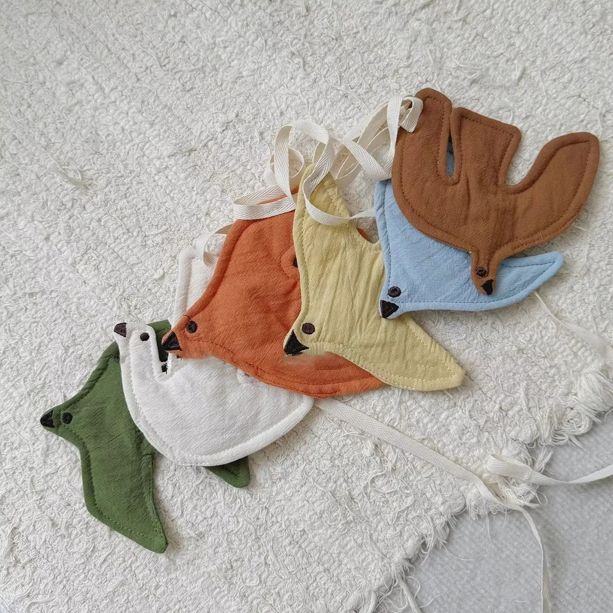 キッズルーム保育園用布製バナー鳥旗パーティーデコレーションバ - Home Textiles Discount のレビューと価格